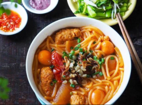 Image: Red vermicelli in Dak Lak – Surprisingly delicious, you have to eat it “watch the hour”!