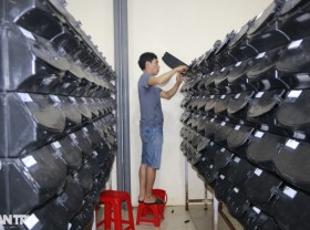 Image: Section of the “mini apartment” to raise sea crabs in the middle of the street of the boy 9X
