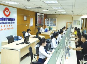 Image: Banks report handsome profits in Q3