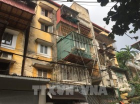 Image: Construction Ministry orders review of aging apartment buildings