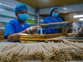 Image: Food production boosted in preparation for shopping spree 