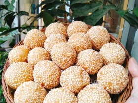 Image: Old addresses in Hanoi sell one of the 30 best-fried cakes in the world
