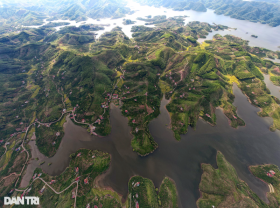 Image: The enchanting beauty of Cam Son Lake when the weather turns to autumn