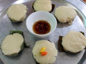 Image: The rustic rice cake of Nghe An Province