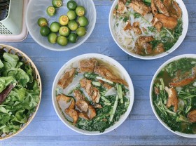 Image: Hai Duong has a fish noodle dish that seems normal but it’s not