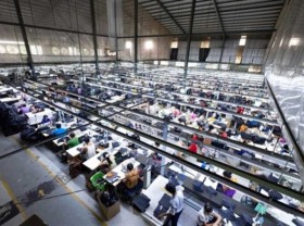 Image: HCMC needs 25,000 workers by year-end