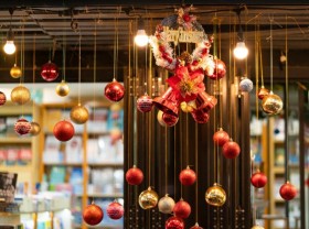 Image: ﻿Christmas is coming to town