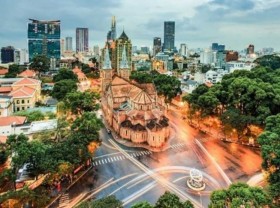 Image: HCMC sets 2023 budget collection of VND470,000 billion