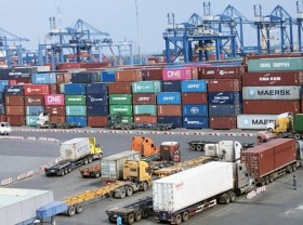 Image: Jan-Nov goods exports expand over 13%