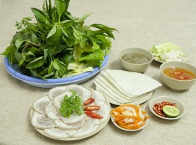 Image: Trang Bang dew-dried rice paper: The quintessential convergence dish