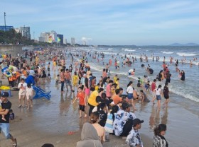 Image: Vung Tau sees surge in tourist arrivals at Tet