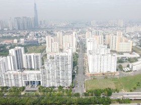 Image: Five real estate exchanges suspend operation in one month