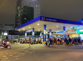 Image: Local fuel prices surge