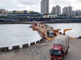Image: Nearly 4,000 tons of cargo cleared through Mong Cai Border Gate