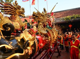 Image: Dong Ky village giant firecracker festival
