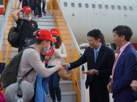 Image: Hundreds of foreigners visit Vietnam on Tet holiday