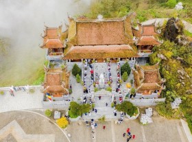 Image: Sun World 3 regions welcome visitors to the early spring festival