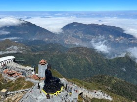 Image: The sea of ​​clouds on the roof of Indochina makes visitors ecstatic