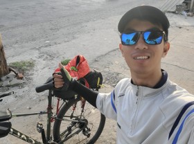 Image: Two days of cycling more than 240 km back home to celebrate Tet