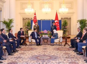 Image: Vietnam, Singapore eye stronger cooperation