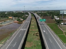 Image: Transport Ministry gets extra VND31 trillion for public investment