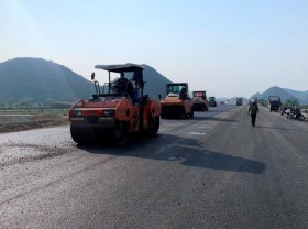 Image: Transport Ministry told to disburse VND94 trillion in 2023