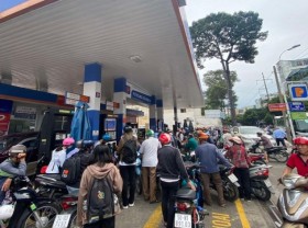 Image: VCCI proposes allowing businesses to set fuel retail prices