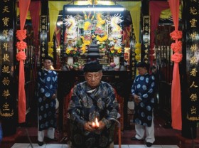 Image: ﻿Wishing for prosperity and blessings