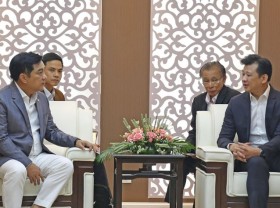 Image: Deo Ca Group, Petro Trade join hands in Vietnam-Laos railway project