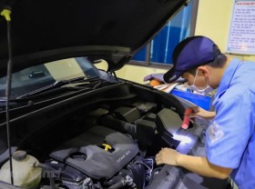 Image: Five auto testing centers in Hanoi resume operations today