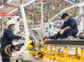 Image: HCMC sees more businesses exit market
