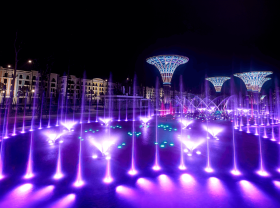 Image: A close look of the sea square with a capacity of 10,000 people in Sam Son