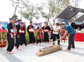 Image: Northwestern provinces promote tourism in Mekong Delta