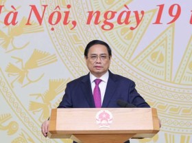 Image: PM orders tough measures against irresponsible officials