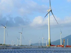 Image: Heavy debt eats into wind energy companies’ profits