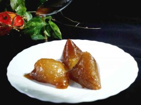 Image: ﻿The must-have cake in Doan Ngo Festival