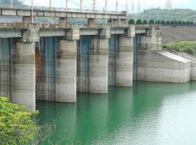 Image: Hydroelectric reservoirs above extremely low levels