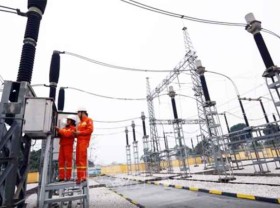 Image: PM requests inspection of electricity supply