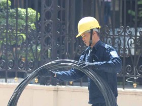 Image: Power cuts hurt economic growth