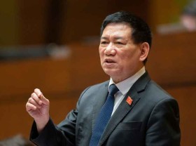 Image: Finance minister proposes social home prices require prior approval
