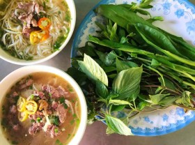 Image: Top 10 Vietnamese street foods: A Journey to discover culinary flavors and Textures