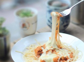 Image: Eat freely, don’t worry about the price at delicious restaurants on Vo Van Tan street in Saigon