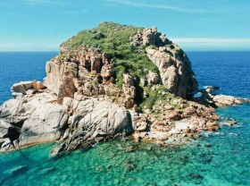 Image: The jade ‘raw pearl’ of Vinh Hy Bay