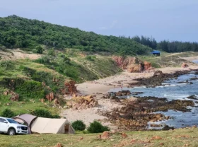 Image: Two nights camping on Binh Thuan Beach's immaculate headland