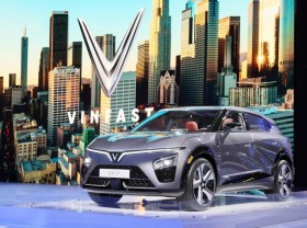 Image: Once only losing to Tesla, VFS shares fell miserably, VinFast boss said he was not surprised