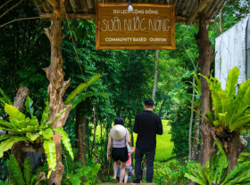 Image: Hot Spring in Northern Vietnam: Bo Am Hot Spring - a Hidden Gem near Hanoi