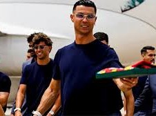 Image: Cristiano Ronaldo's Global Appeal: A Fan's 30-Hour Journey