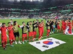 Image: Iyangpyo Predicts South Korea's Victory Over South Africa