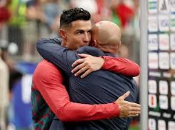 Image: Martinez: Ronaldo Helps Portugal Manage Pressure Against Colombia