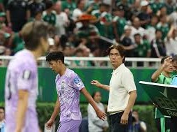 Image: South Korea's Bold Strategy in World Cup Match Against South Africa